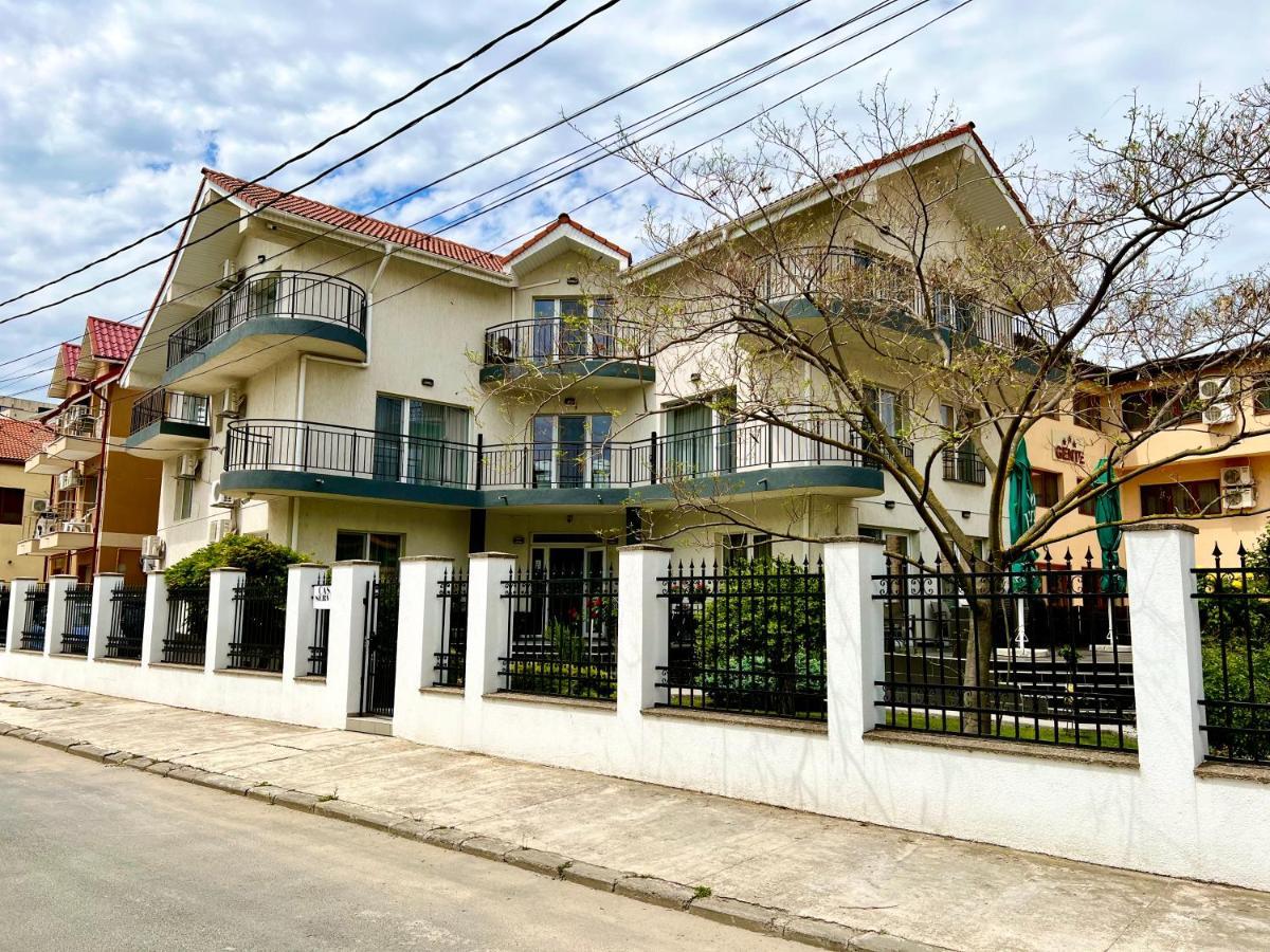 Hotel Casa Servus Năvodari Zewnętrze zdjęcie